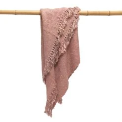 Bazar Bizar Couverture En Coton Rose 170x130 -Maisons Du Monde Boutique couverture en coton rose 170x130 4