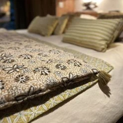 Pirouette Paris Couvre Canapé En Coton Camel L160cm 10 Pirouette Paris Couvre Canapé En Coton Camel L160cm -Maisons Du Monde Boutique couvre canape en coton camel l160cm 2