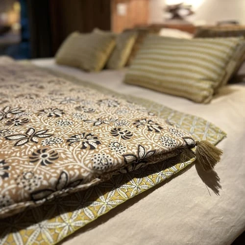 Pirouette Paris Couvre Canapé En Coton Camel L160cm 5 Pirouette Paris Couvre Canapé En Coton Camel L160cm – Image 3