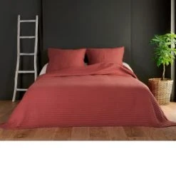 Linder Couvre Lit Et Taie Matelassés Polyester Gris Foncé 240 X 180 -Maisons Du Monde Boutique couvre lit et taie matelasses polyester brique 240 x 180