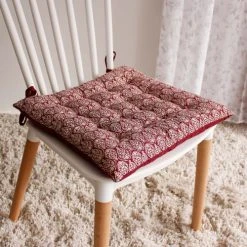 Home Maison Galette De Chaise Au Style Baroque Coton Lie De Vin 38 X 38 -Maisons Du Monde Boutique galette de chaise au style baroque coton lie de vin 38 x 38 3