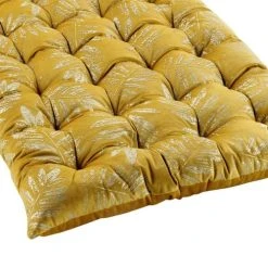 Douceur D'Intérieur Matelas De Sol Aspect Velours Métallisé Jaune 60x120cm -Maisons Du Monde Boutique matelas de sol aspect velours metallise jaune 60x120cm 2