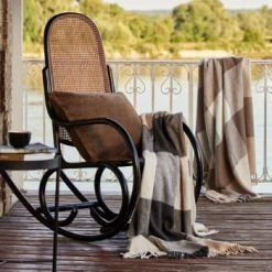 Madura Plaid 127x200 Cm Noisette -Maisons Du Monde Boutique plaid 127x200 cm noisette livia