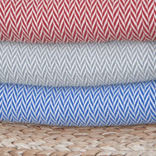 Febronie Plaid 130x170 Bleu Grec 7 Febronie Plaid 130x170 Bleu Grec – Image 5