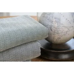 Febronie Plaid 130x170 Vert Kaki / écru 12 Febronie Plaid 130x170 Vert Kaki / écru -Maisons Du Monde Boutique plaid 130x170 vert kaki ecru 4