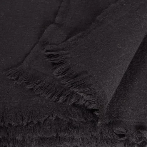 Madura Plaid 140x200 Cm Noir De Mars 6 Madura Plaid 140x200 Cm Noir De Mars – Image 4