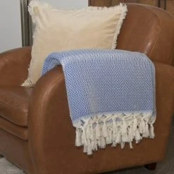 Febronie Plaid 160x250 Bleu Grec -Maisons Du Monde Boutique plaid 160x250 bleu grec 5