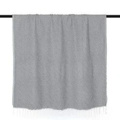 Febronie Plaid 160x250 Gris Moyen 12 Febronie Plaid 160x250 Gris Moyen -Maisons Du Monde Boutique plaid 160x250 gris moyen 10