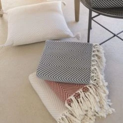 Febronie Plaid 160x250 Gris Moyen 13 Febronie Plaid 160x250 Gris Moyen -Maisons Du Monde Boutique plaid 160x250 gris moyen 11