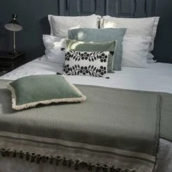 Febronie Plaid 160x250 Olive -Maisons Du Monde Boutique plaid 160x250 olive 11