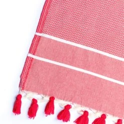 Febronie Plaid 160x250 Rouge 10 Febronie Plaid 160x250 Rouge -Maisons Du Monde Boutique plaid 160x250 rouge 2