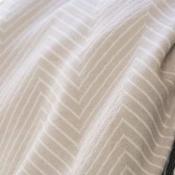 Febronie Plaid 160x250 Taupe Clair -Maisons Du Monde Boutique plaid 160x250 taupe clair 10