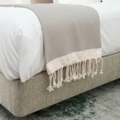 Febronie Plaid 160x250 Taupe / écru -Maisons Du Monde Boutique plaid 160x250 taupe ecru 5