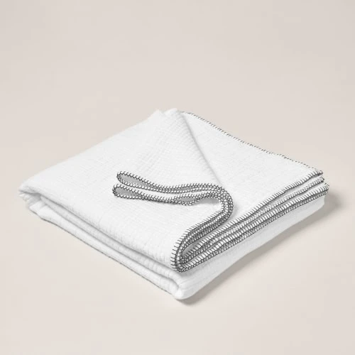 Madura Plaid 240x260 Cm Blanc Et Feston Noir 4 Madura Plaid 240x260 Cm Blanc Et Feston Noir – Image 2