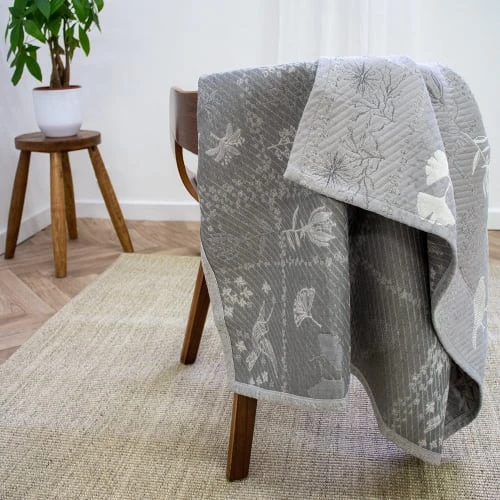 Garnier-Thiebaut Plaid Antitache Déperlant Gris 174x250 4 Garnier-Thiebaut Plaid Antitache Déperlant Gris 174x250 – Image 2