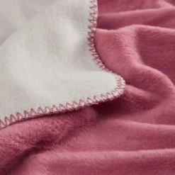 Sensei Maison Plaid Bi-face Chaud Framboise 130x170 Cm -Maisons Du Monde Boutique plaid bi face chaud framboise 130x170 cm 2