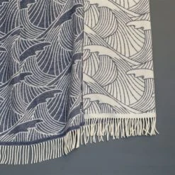 Maison Jean-Vier Plaid Bleu 130x186 9 Maison Jean-Vier Plaid Bleu 130x186 -Maisons Du Monde Boutique plaid bleu 130x186 4