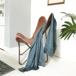 Malagoon Plaid Uni Rose Brumeux 125x150 -Maisons Du Monde Boutique plaid bleu plomb 125x150 solid