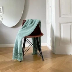 Malagoon Plaid Uni Rose Brumeux 125x150 -Maisons Du Monde Boutique plaid bleu surf 125x150 solid 1