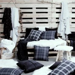 TODAY Plaid Décoration Uni En Polyester Bleu 125x150 Cm -Maisons Du Monde Boutique plaid decoration uni en polyester bleu 125x150 cm 2