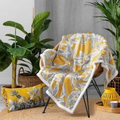 Douceur D'Intérieur Plaid Effet Velours Sherpa Jaune 125x150cm -Maisons Du Monde Boutique plaid effet velours sherpa jaune 125x150cm 3