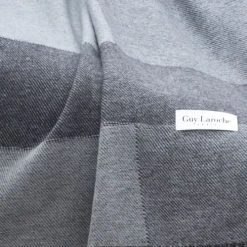 Guy Laroche Plaid En Coton Gris 130x170 -Maisons Du Monde Boutique plaid en coton gris 130x170 2