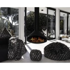 MX HOME Plaid En Fausse Fourrure Brodé Noire Et Blanche 13 MX HOME Plaid En Fausse Fourrure Brodé Noire Et Blanche -Maisons Du Monde Boutique plaid en fausse fourrure brode noire et blanche 5