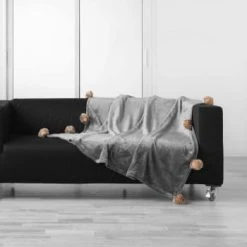 Home Maison Plaid En Flanelle à Pompons Polyester Gris 150 X 125 -Maisons Du Monde Boutique plaid en flanelle a pompons polyester gris 150 x 125 4