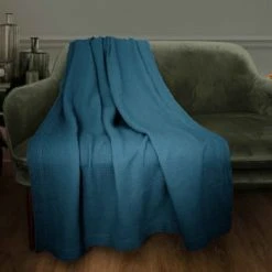 Blanc Cerise Plaid En Gaze De Coton 130x170cm Terracotta -Maisons Du Monde Boutique plaid en gaze de coton 130x170cm bleu paon simplement gaufre 1