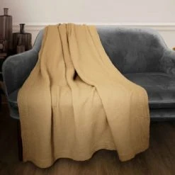 Blanc Cerise Plaid En Gaze De Coton 130x170cm Chamallow -Maisons Du Monde Boutique plaid en gaze de coton 130x170cm caramel simplement gaufre