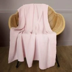 Blanc Cerise Plaid En Gaze De Coton 130x170cm Terracotta -Maisons Du Monde Boutique plaid en gaze de coton 130x170cm chamallow simplement gaufre 2