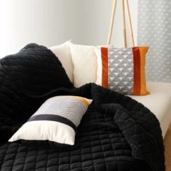 Home Maison Plaid En Velours Et Sherpa Cognac 150 X 125 -Maisons Du Monde Boutique plaid en velours et sherpa noir 150 x 125