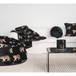 MX HOME Plaid En Velours Noir Avec Tigres Brodées -Maisons Du Monde Boutique plaid en velours noir avec tigres brodees 2