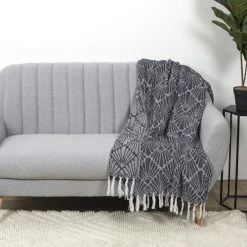 TOILINUX Plaid Imprimé Géométrique 125 X 150 Cm Bleu Marine Et Blanc