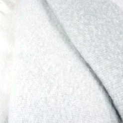 Maisons Du Monde Plaid Motifs à Carreaux écru Et Gris 150x200 -Maisons Du Monde Boutique plaid motifs a carreaux ecru et gris 150x200 1000 2 24 208099 3