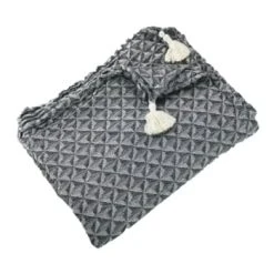 Garnier-Thiebaut Plaid Gris 155X130 -Maisons Du Monde Boutique plaid noir 155x130 delta noir 1