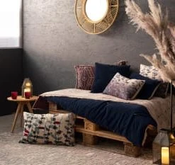 Vivaraise Plaid Points Noués En Coton Ocre 140 X 200 -Maisons Du Monde Boutique plaid points noues en coton cobalt 140 x 200 elise