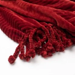 Dutch Decor Plaid Rouge Fleece 140x180 Cm Avec Motif -Maisons Du Monde Boutique plaid rouge fleece 140x180 cm avec motif 3