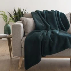 Maisons Du Monde Plaid Vert émeraude 150x180 8 Maisons Du Monde Plaid Vert émeraude 150x180 -Maisons Du Monde Boutique plaid vert emeraude 150x180 1000 0 39 192083 1