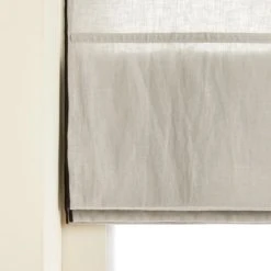 Madura Store Bateau 80x220 Cm Calcaire Et Bourdon Noir En Lin -Maisons Du Monde Boutique store bateau 80x220 cm calcaire et bourdon noir en lin 3